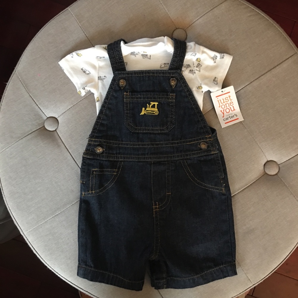 Carter’s 2 piece jean shorts and onesie